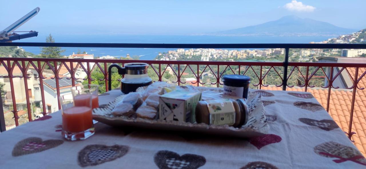 Margherita House Sorrento Vico Equense Buitenkant foto